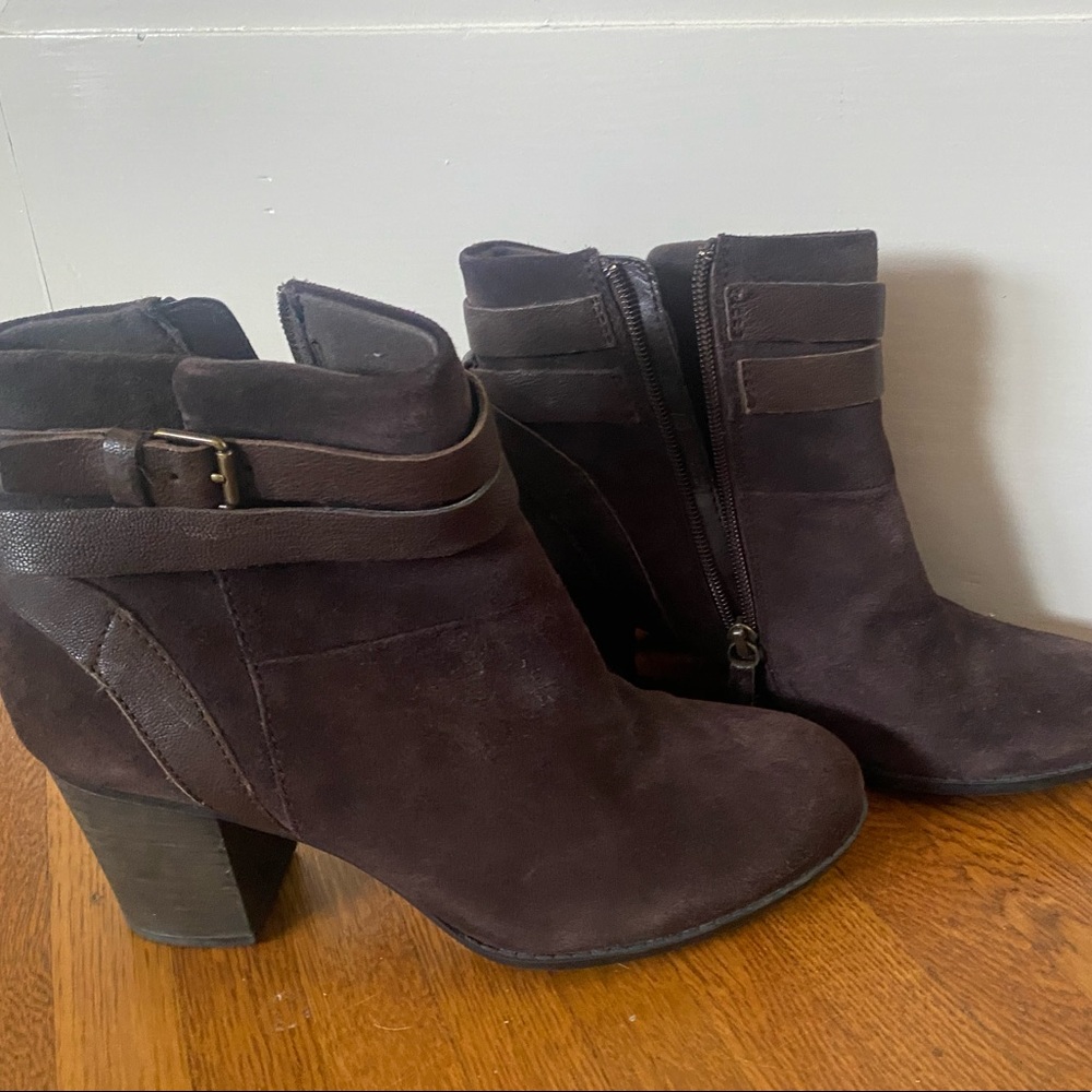 Clarks Booties - Picture 2 of 4